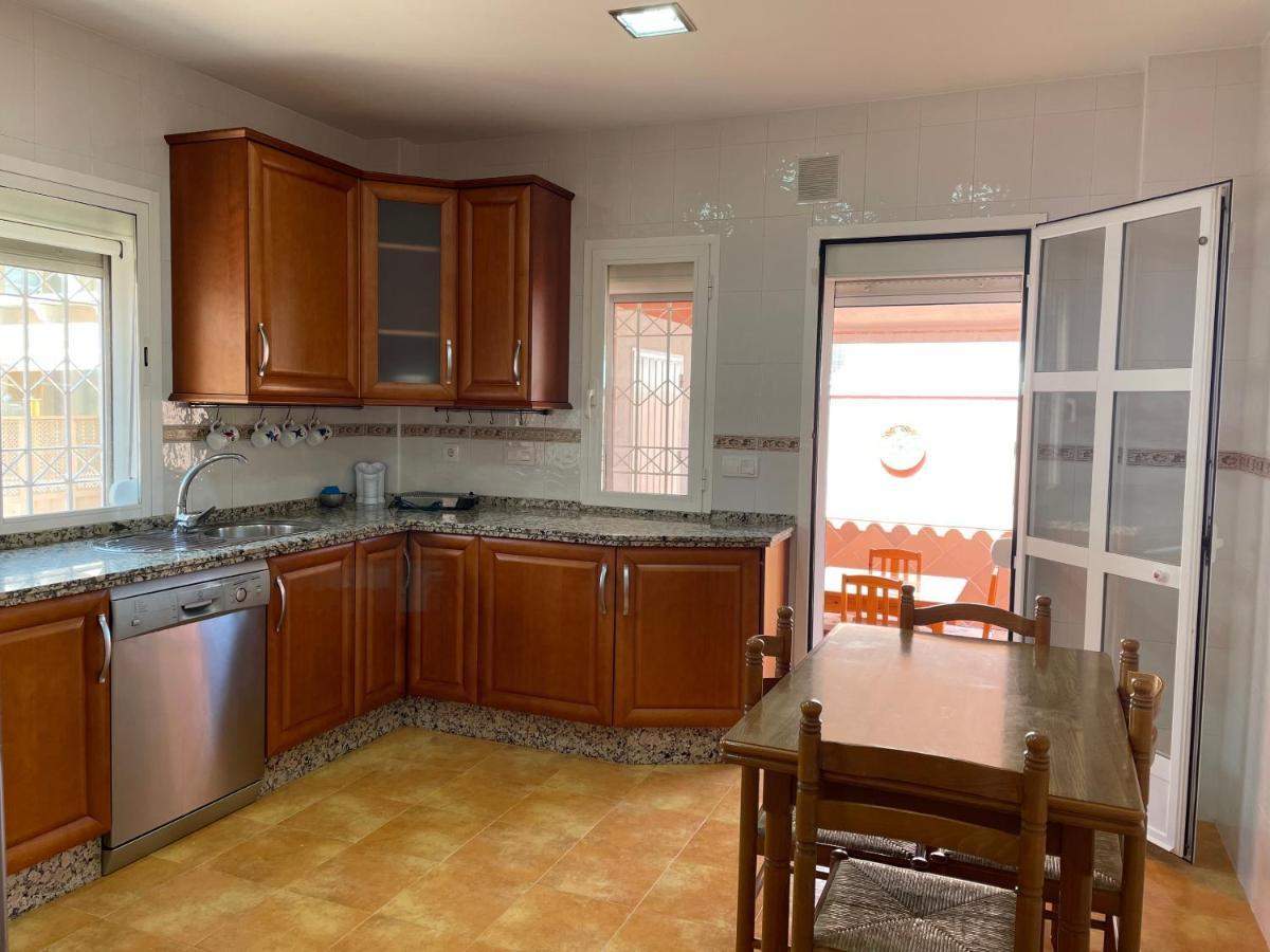 Villa Triana Sevilla Eksteriør billede
