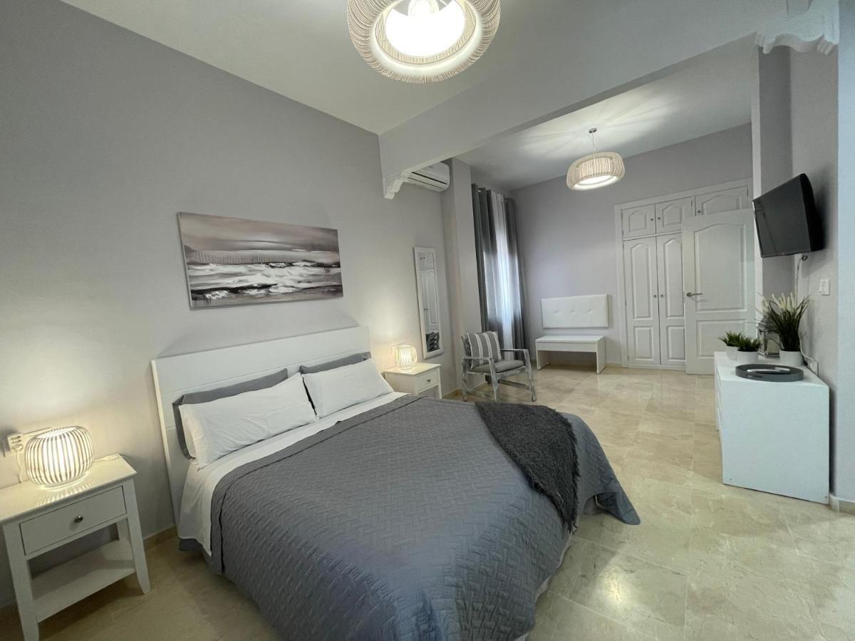 Villa Triana Sevilla Eksteriør billede