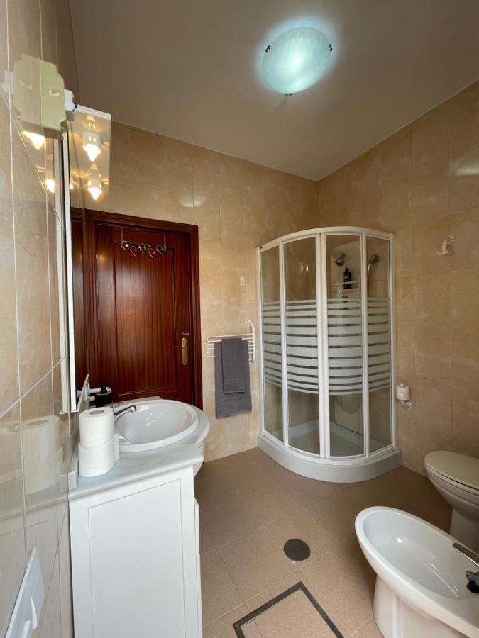 Villa Triana Sevilla Eksteriør billede
