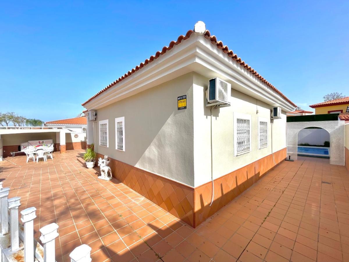 Villa Triana Sevilla Eksteriør billede